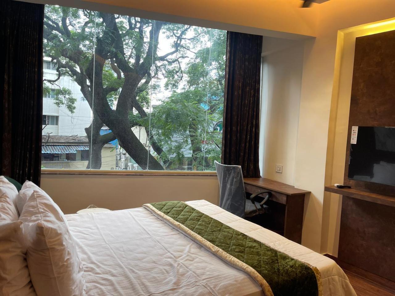 The Taaj Inn Bangalore Exterior foto