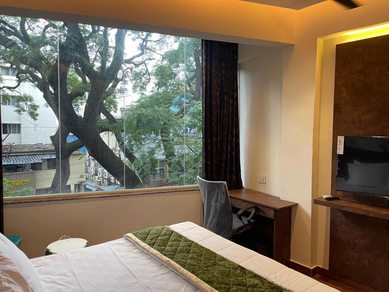 The Taaj Inn Bangalore Exterior foto